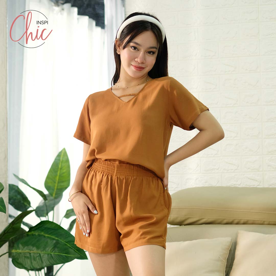 INSPI Chic Tan Brown V-neck Crop Tank Tops for Women Croptop Korean Top Sleeveless Tees