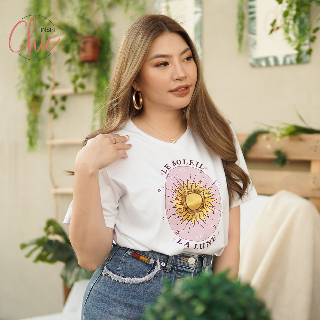 INSPI Chic Sunlight and Moonlight V Neck Tshirt For Women Mystical Graphic Tees Cotton Trendy T Shirt